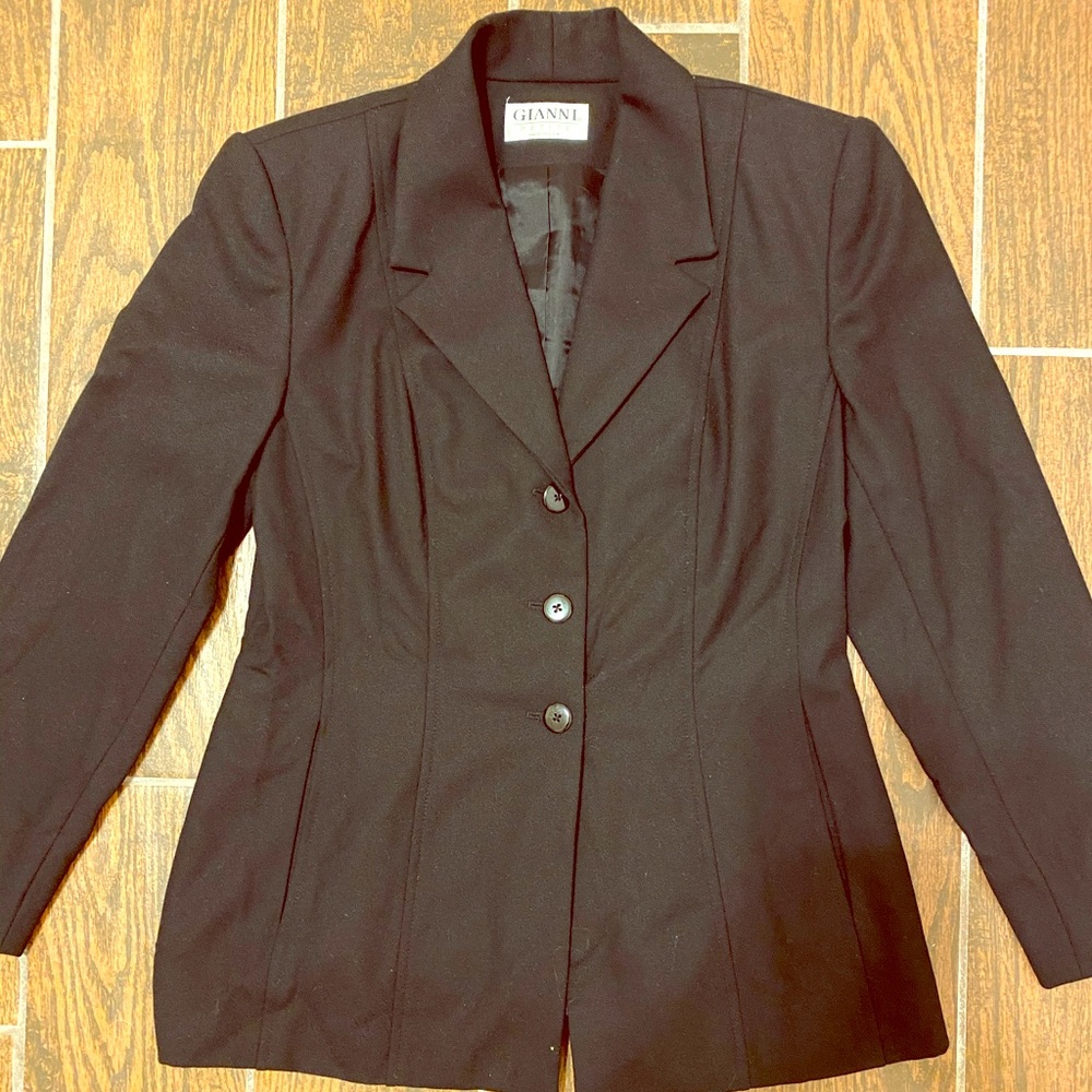 Gianni petite size 6 black blazer